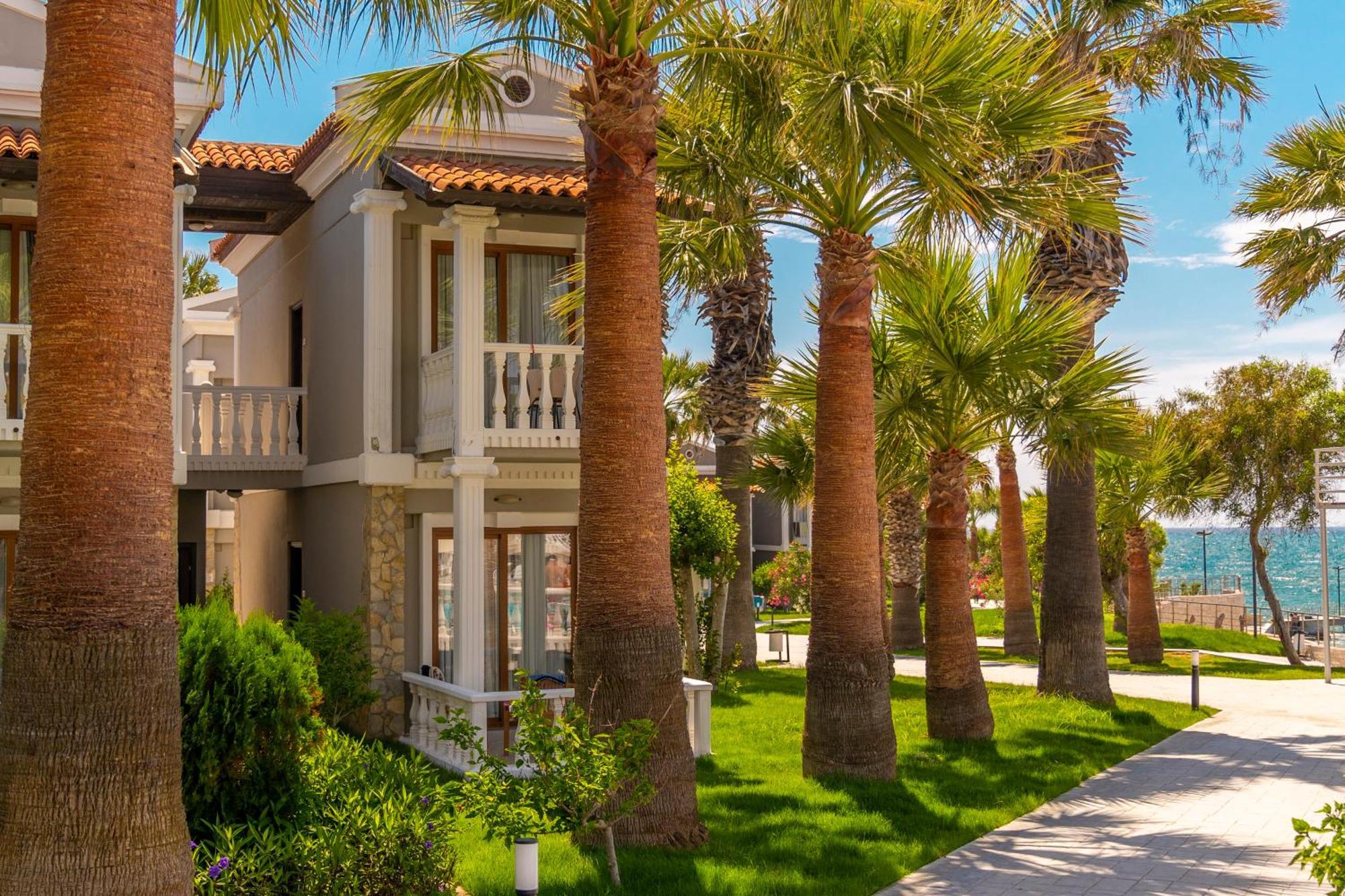 Lucas Didim Resort Yenihisar Exterior photo