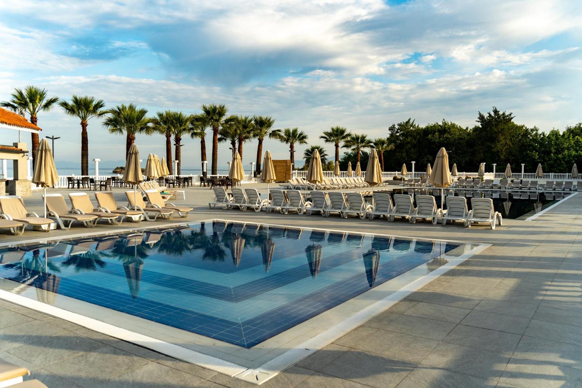 Lucas Didim Resort Yenihisar Exterior photo